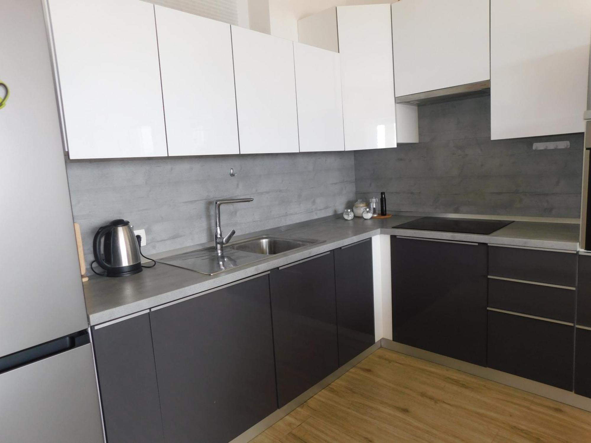 Yellow House Grabrovec Apartment Metlika